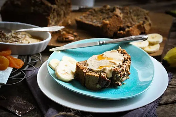 Chia-Bananenbrot mit Pekanüssen