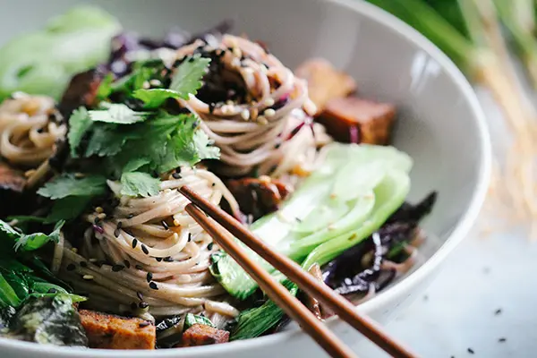 Japanisches Soba-Nudel-Gericht