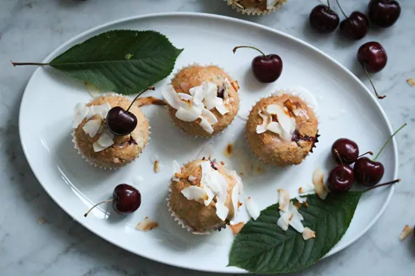 Kokosnuss-Kirsch-Muffins