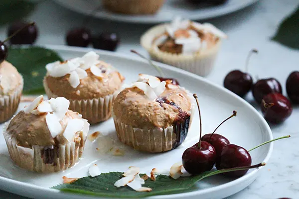 Kokosnuss-Kirsch-Muffins