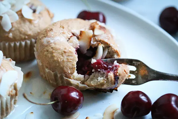 Kokosnuss-Kirsch-Muffins