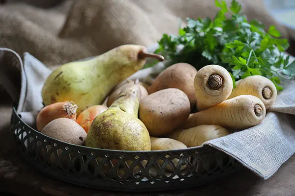 Zutaten für die Pastinaken-Birnen-Suppe