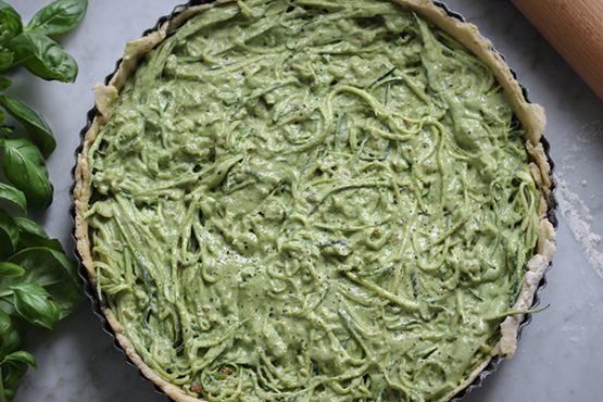 &amp;quot;Zoodle&amp;quot; - eine herrliche Zucchininudeln-Sommerquiche mit viel frischem ...
