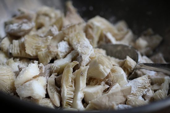 Austernpilz-Sprossen-Geschnetzeltes mit Erbsen &amp; Naturreis • veggies ...