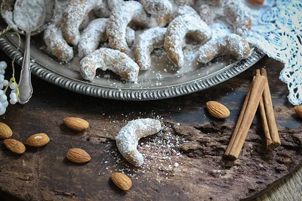 Vegan und glutenfrei: Avocado-Vanillekipferl