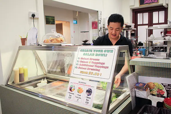 salatbar im Well Dressed Singapur