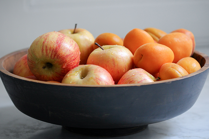 Aprikosenund Äpfel sind die Basis für dieses fruchtige, köstliche Mus