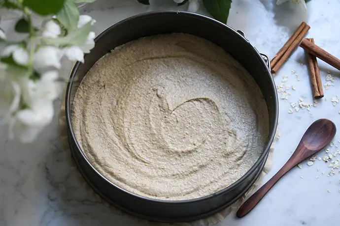 Zubereitung eines veganen, glutenfreien Heidelbeerkuchens ohne Industriezucker