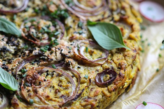 Veganer Blumenkohl-Zwiebelkuchen • veggies | vegan