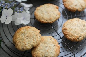 Knusprige vegane Kokoskekse
