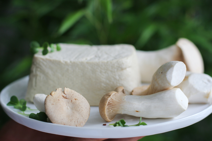 Tofu natur und Kräuterseitlinge