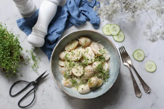 Veganer Kartoffelsalat mit Joghurtsauce