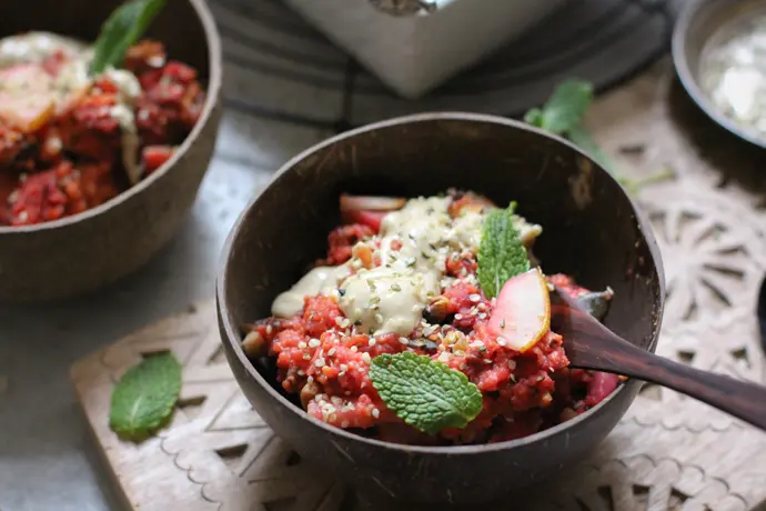 Rote Bete-Hirse-Ofenporridge