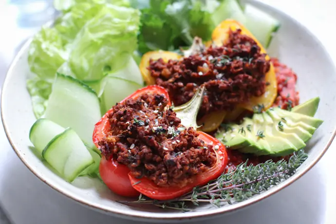 Vegane gefüllte Paprika