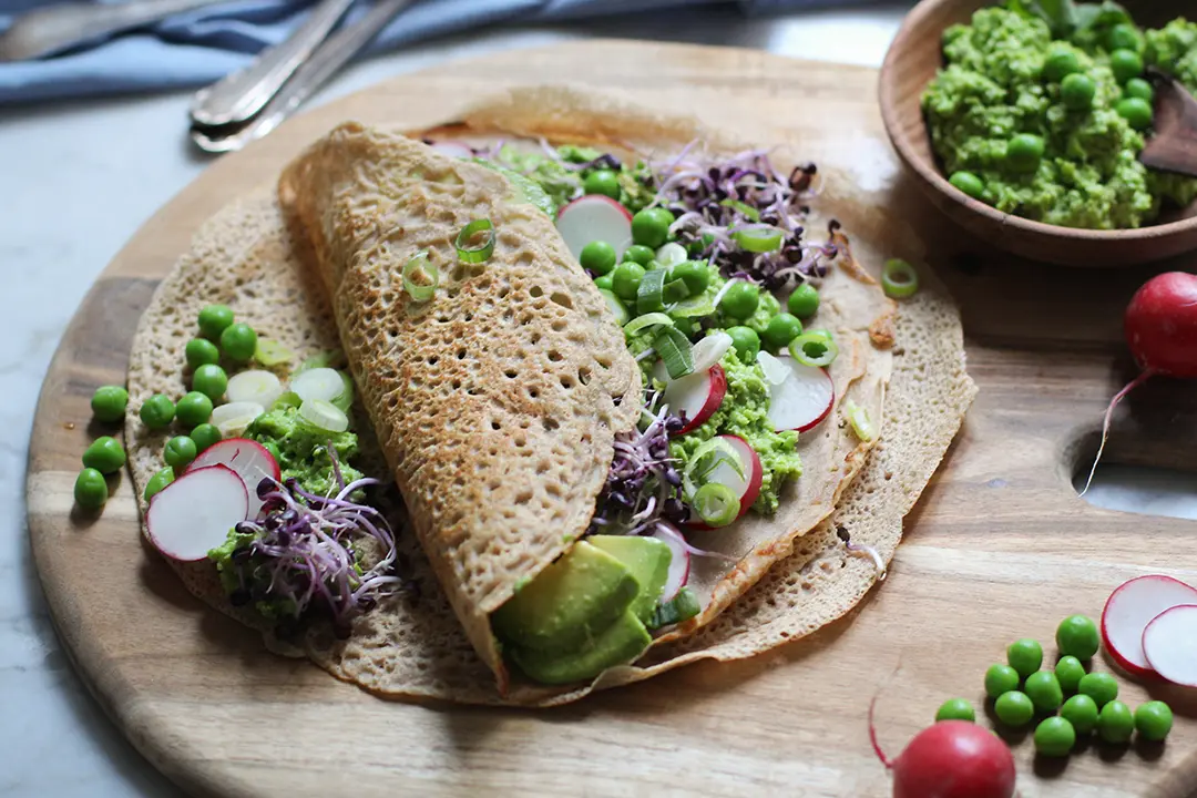 Frühlings-Galette mit Erbsen-Minz-Füllung