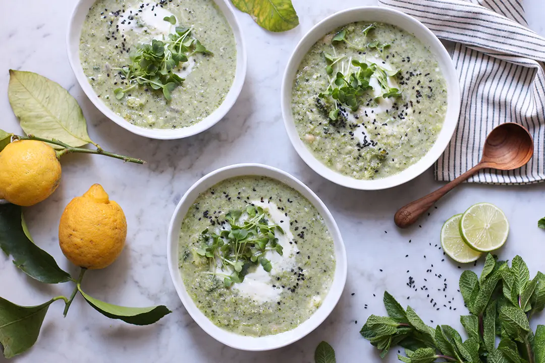 Vegane Bohnen-Brokkoli-Suppe
