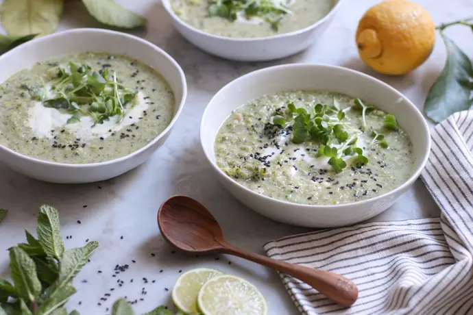 Brokkoli-Zitronen-Suppe