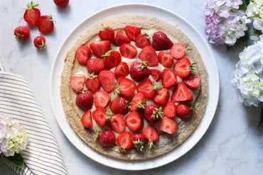 Veganer, glutenfreier Erdbeerkuchen