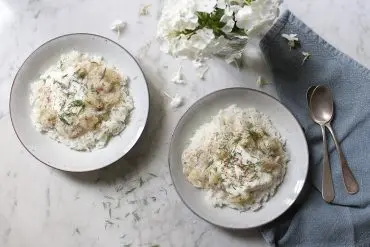 Rezept für Schmorgurke auf Reis mit Dill