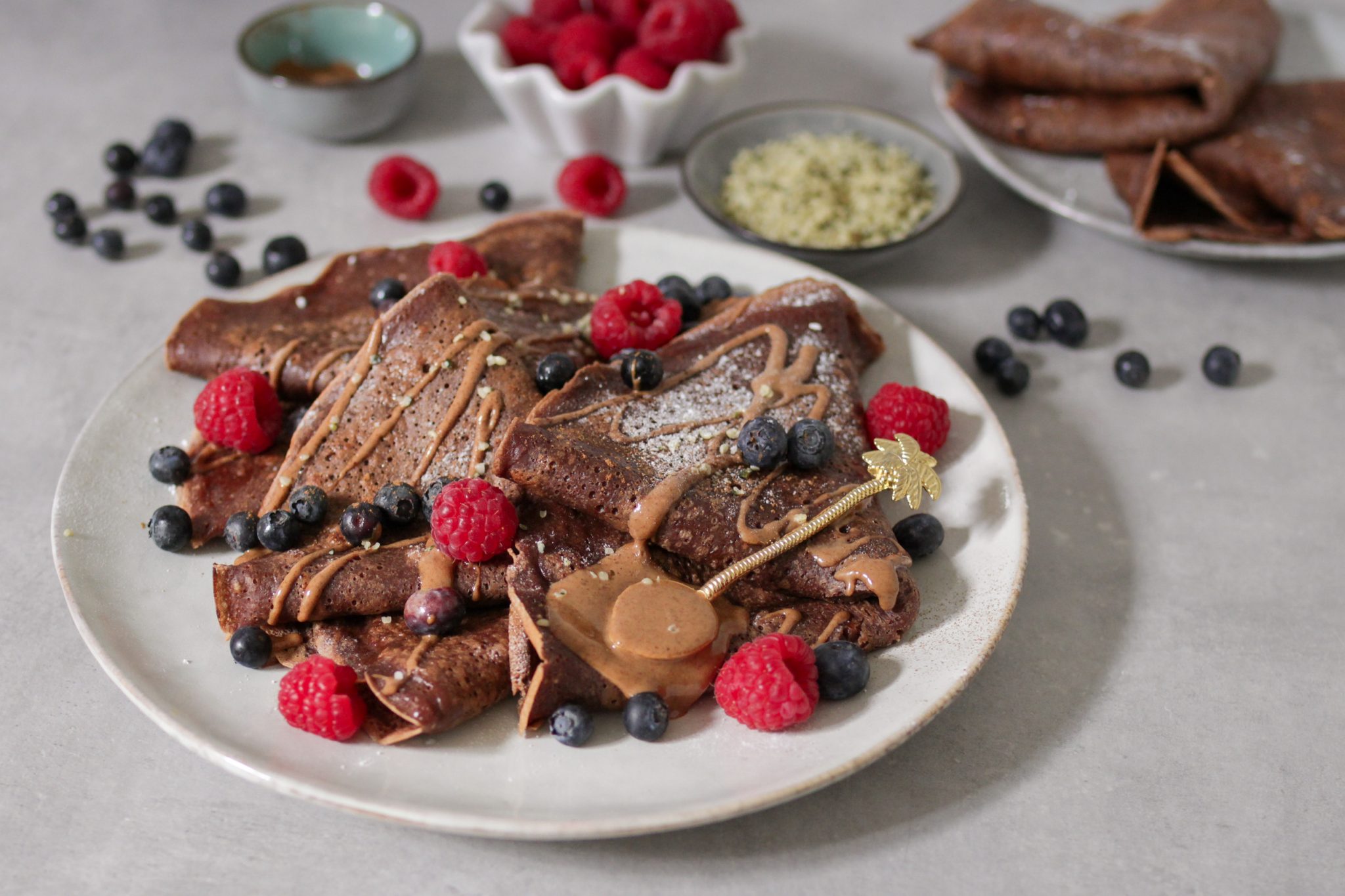 Süße Schoko-Pfannkuchen & Lea's neue Küche • veggies | vegan Süße Schoko-Pfannkuchen & Lea's neue Küche • veggies | vegan