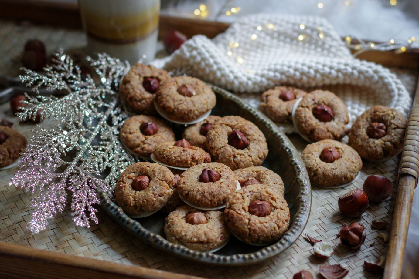 Vegane Weihnachtsplätzchen Wir backen "Haselnussbusserl" • veggies vegan