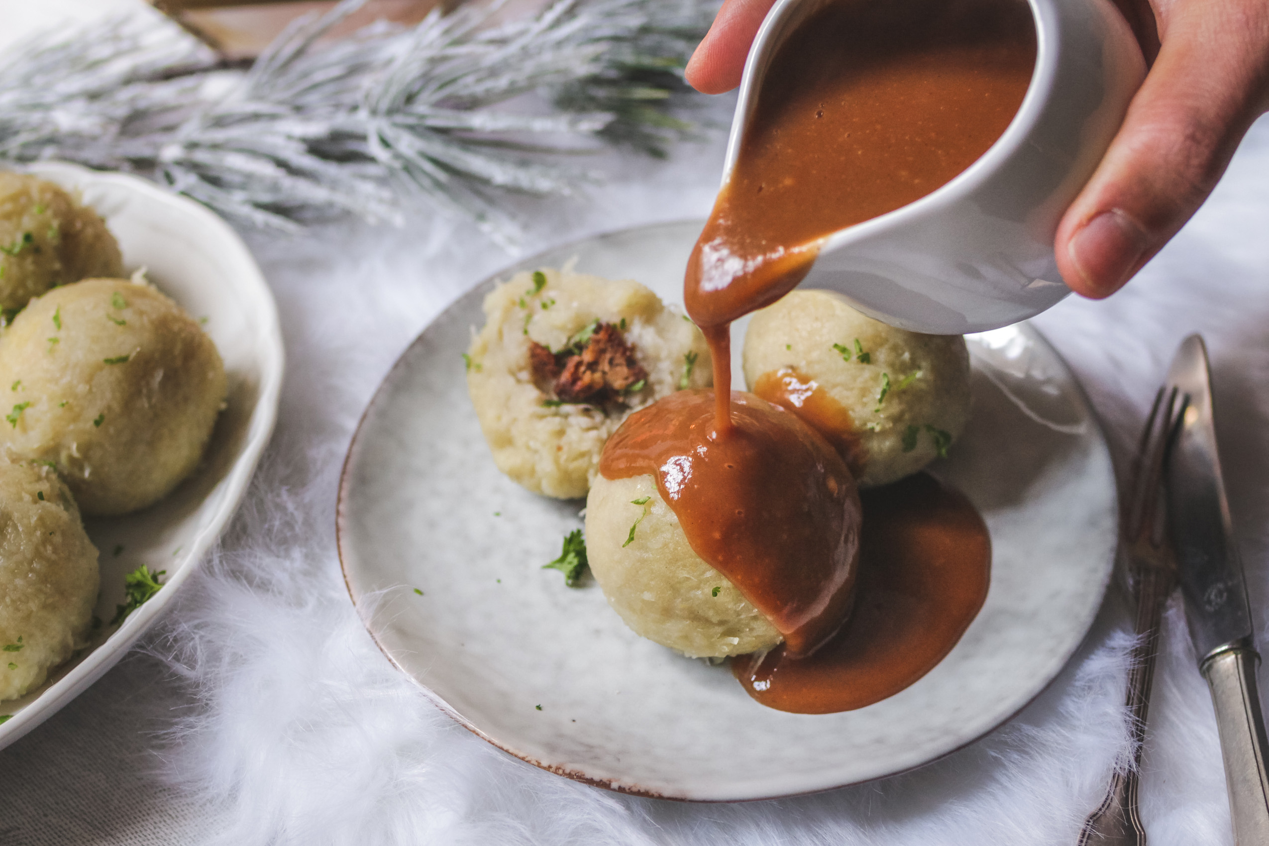 Dunkle vegane Bratensoße