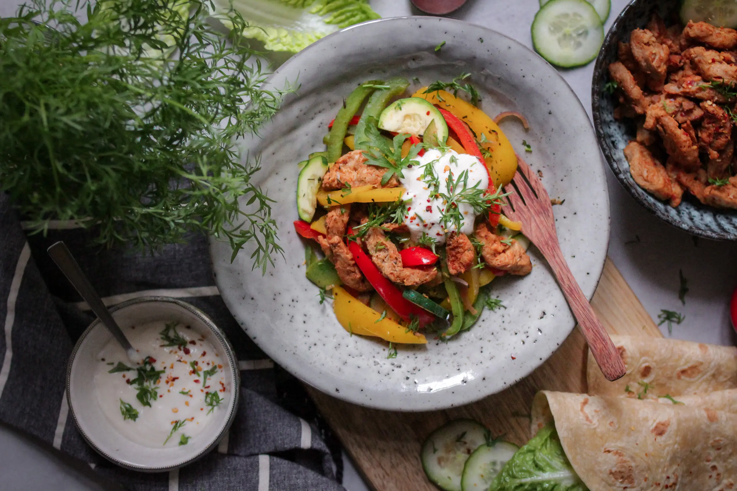 Vegane Gemüsepfanne mit texturiertem Soja