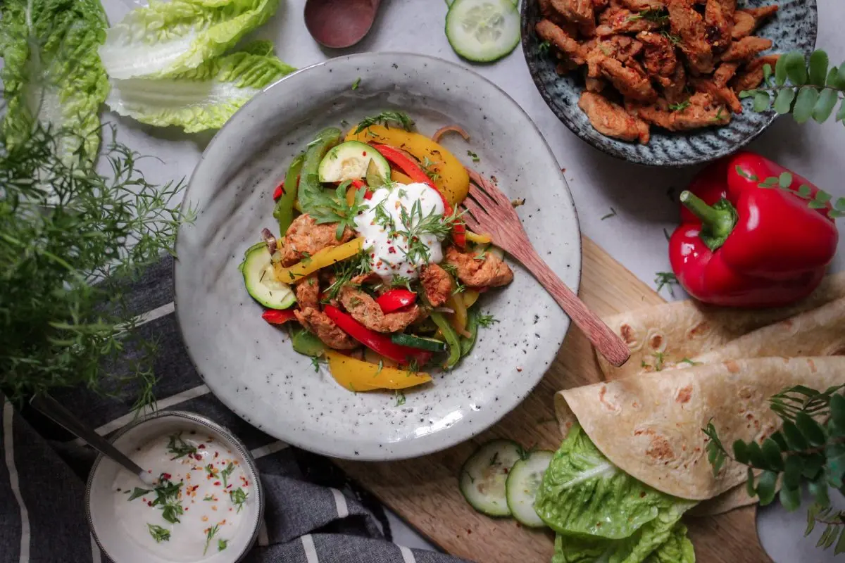Vegane Gemüsepfanne mit texturiertem Soja