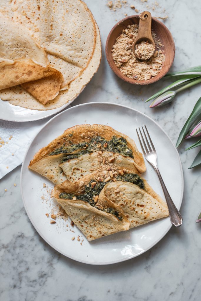 Soft, gluten-free Mung Bean-Pancakes with Spinach • veggies | vegan