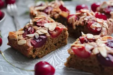 Veganer Kirschkuchen schnell und einfach