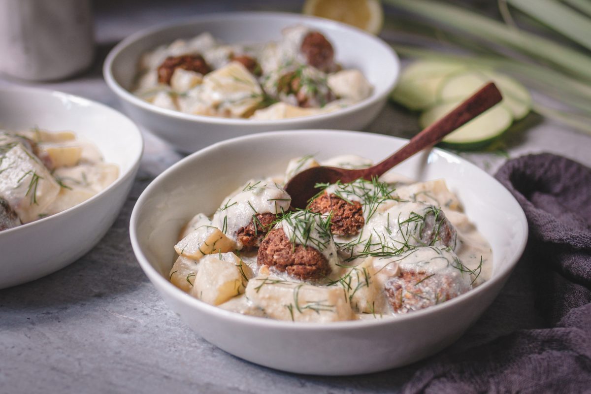 Schmorgurke_mit_Linsenbällchen-28_2550_vegan_veggies