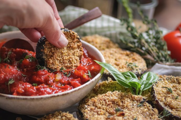 Delicious Oven Baked Eggplants With Tomato Sauce Veggies Vegan