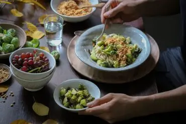 Vegane Pasta mit Rosenkohl-Pesto