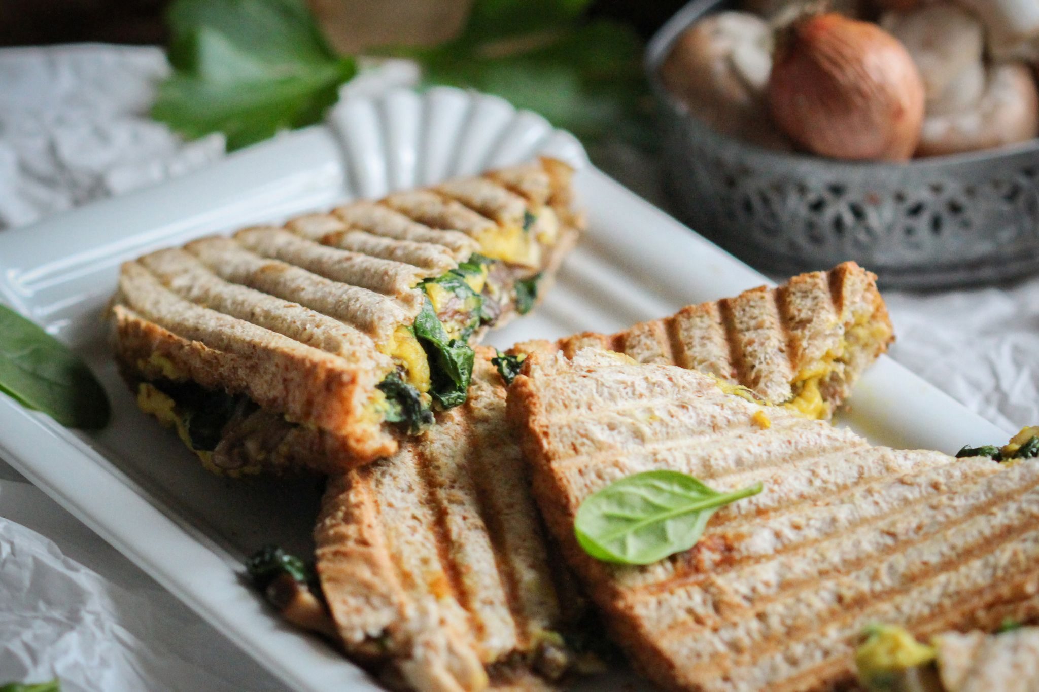 Spinat-Champignon-Sandwich • veggies | vegan