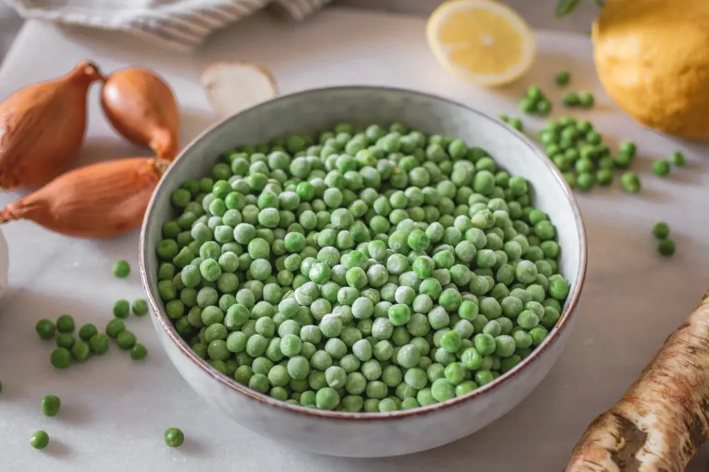 zept für vegane Erbsensuppe mit Kokosmilch und Meerrettich