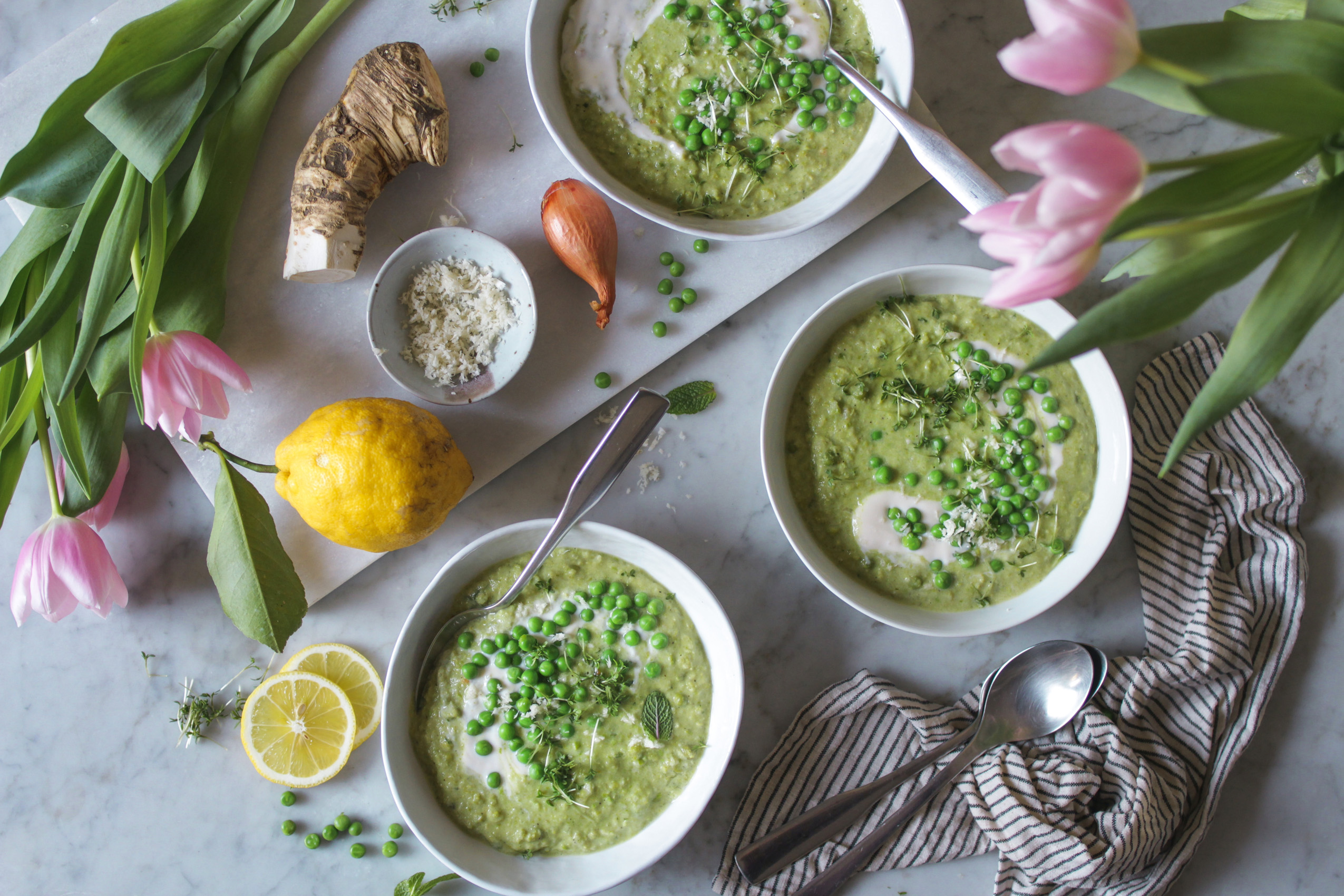 Rezept für vegane Erbsensuppe mit Kokosmilch und Meerrettich