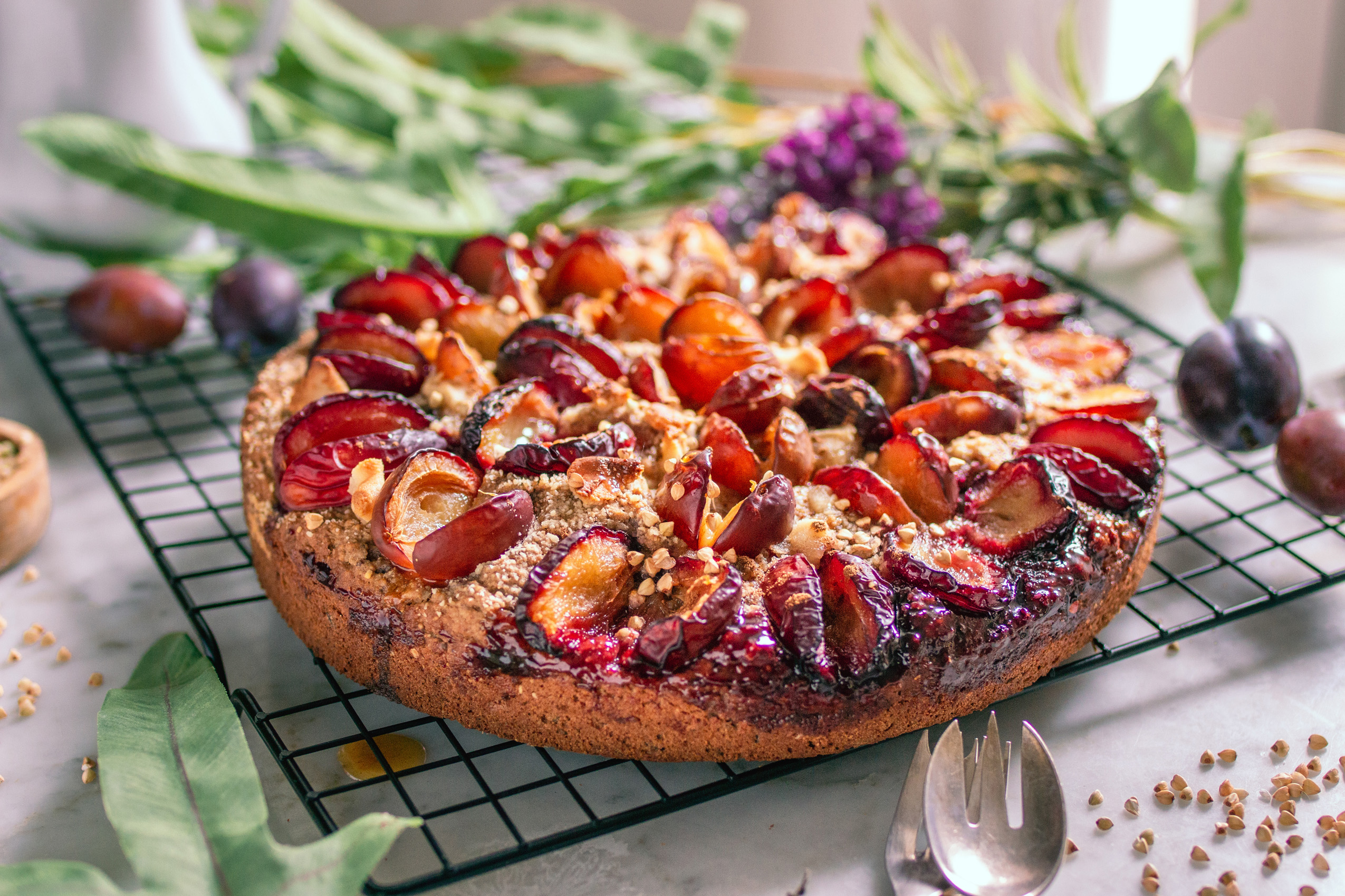 Rezept für veganen, glutenfreien Zwetschgenkuchen