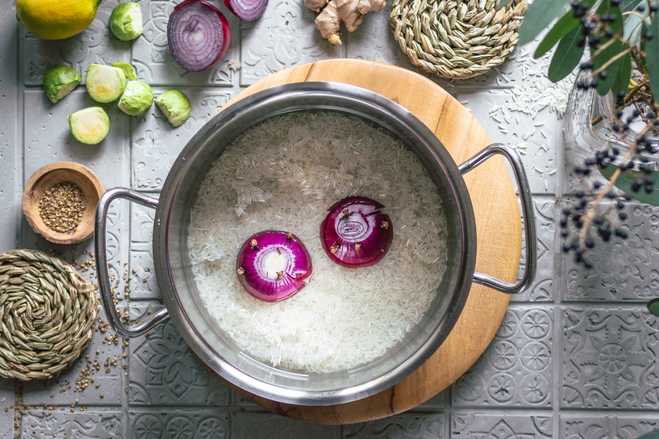 Veganes Rosenkohl-Süßkartoffel-Curry