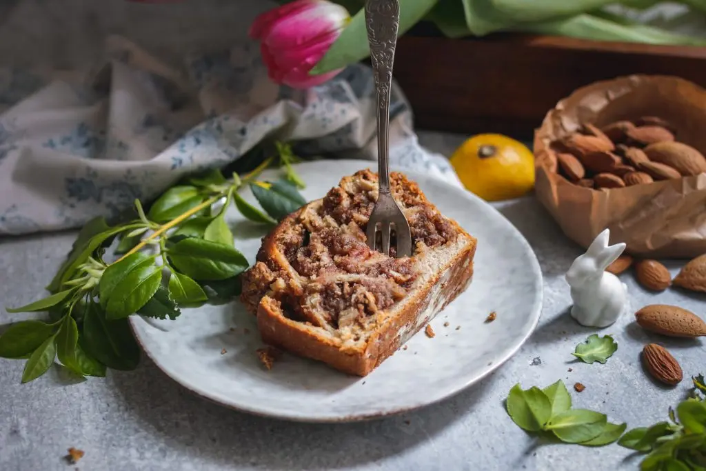 Veganer Nusszopf für Ostern