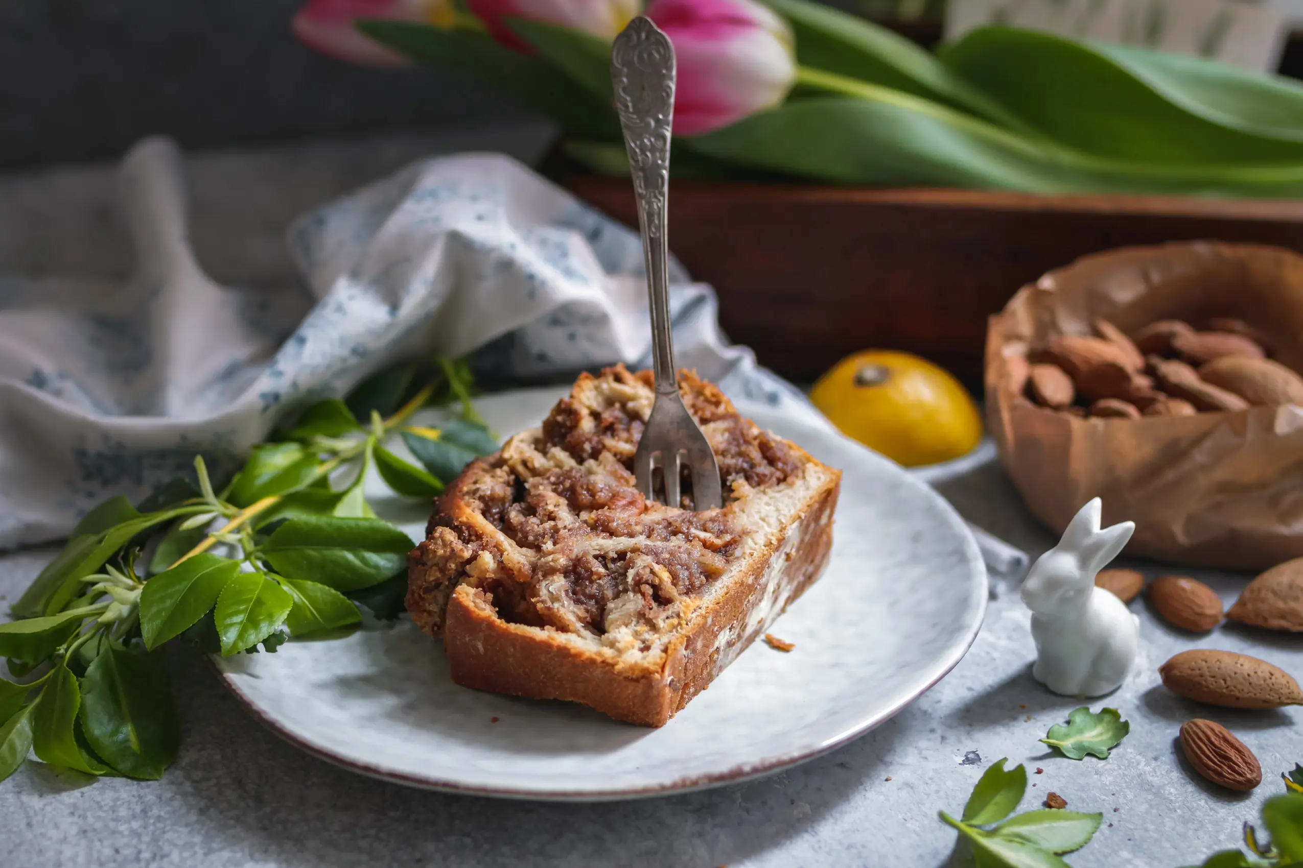 Veganer Nusszopf für Ostern
