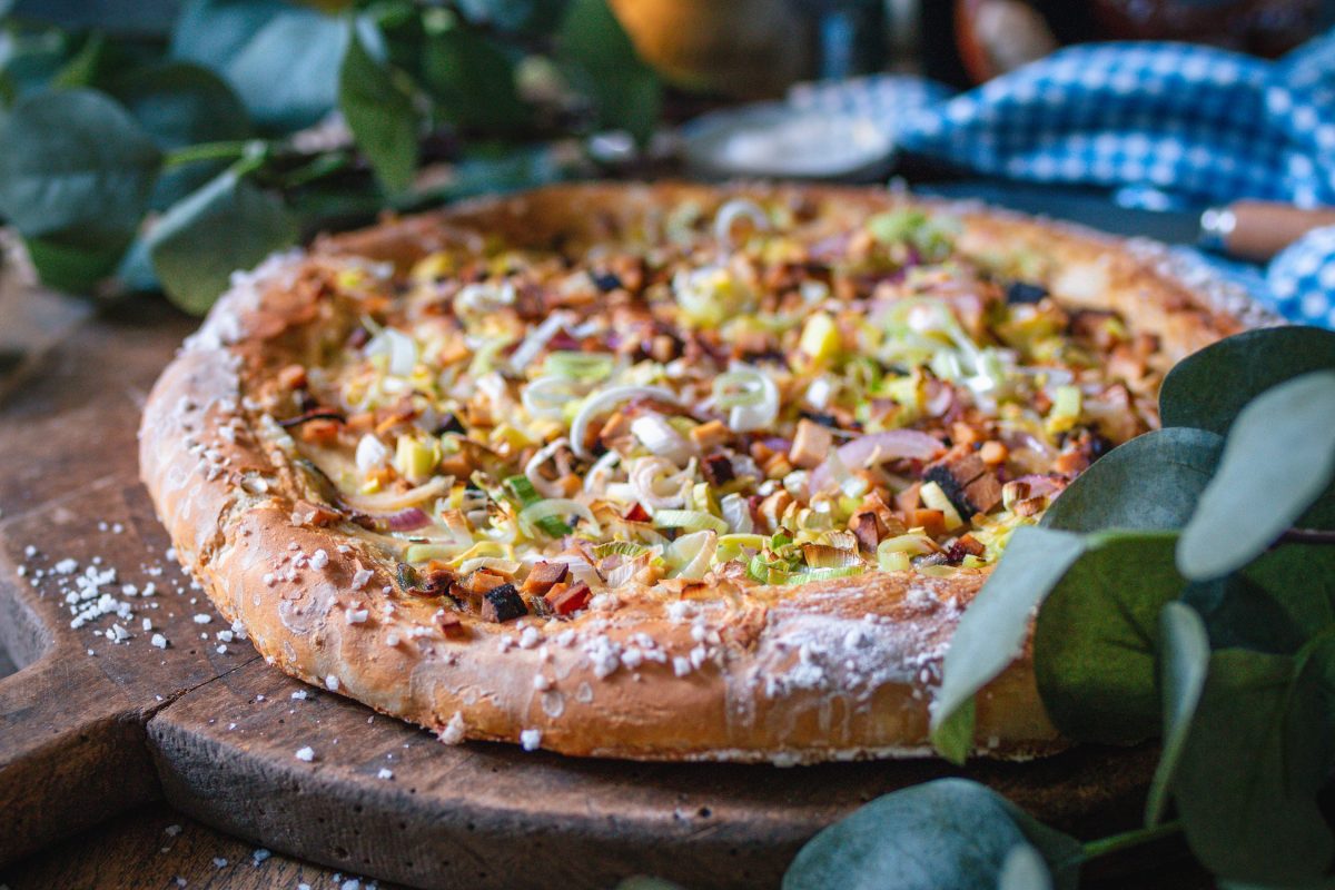 Vegane Brezel-Pizza - Laugenpizza