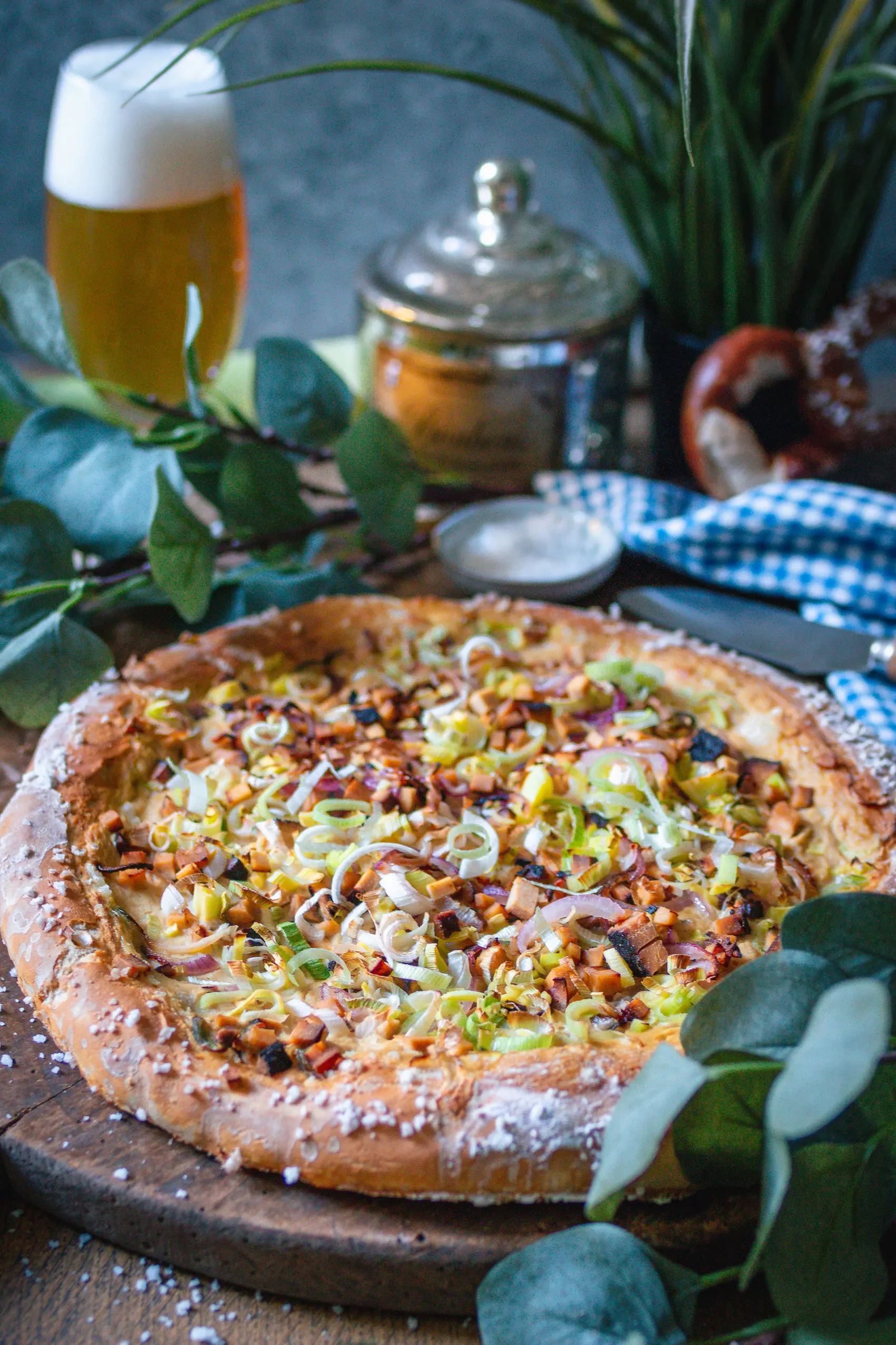 Vegane Brezel-Pizza - Laugenpizza