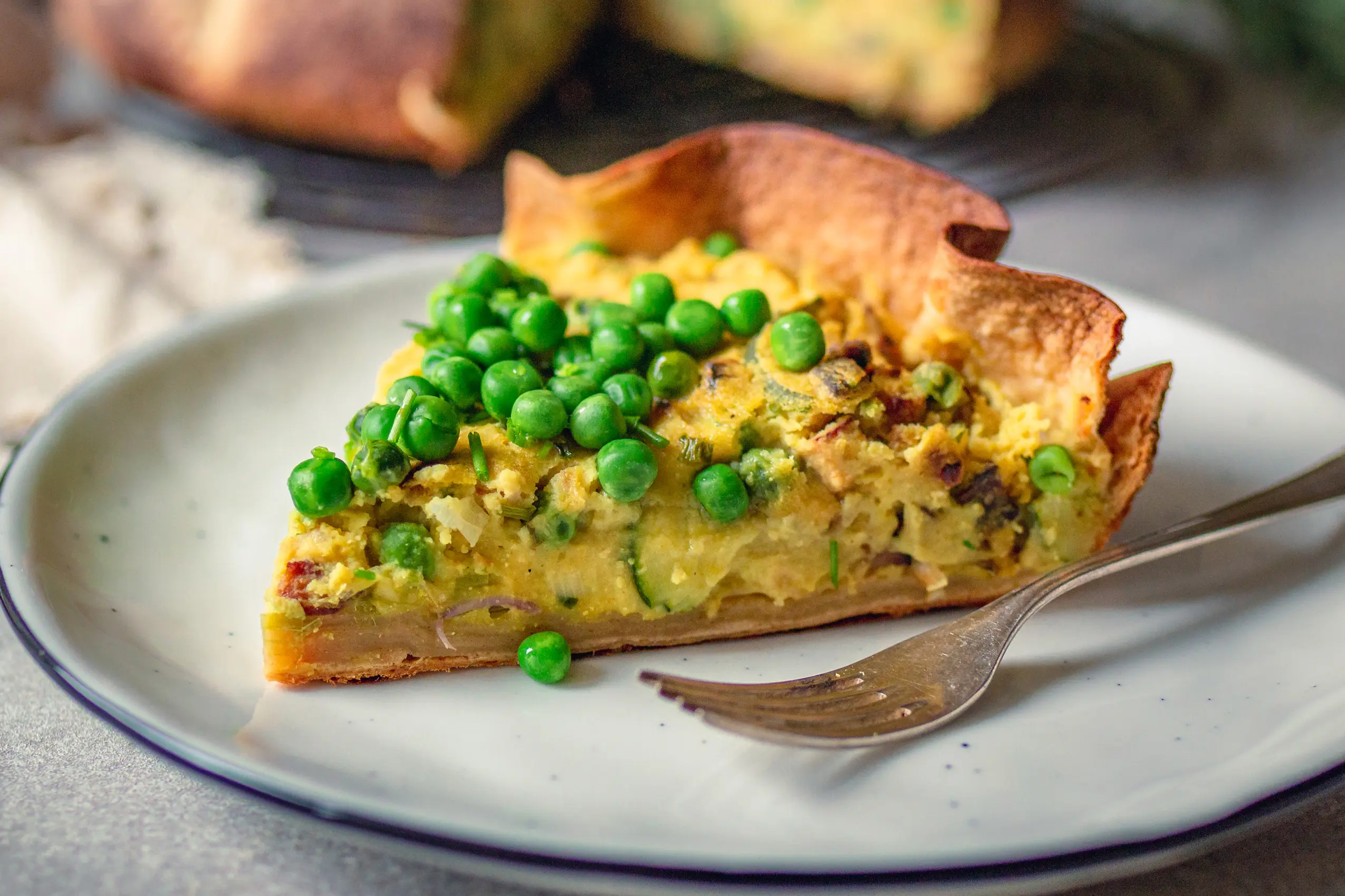frühlingshafte vegane Tortilla-Quiche