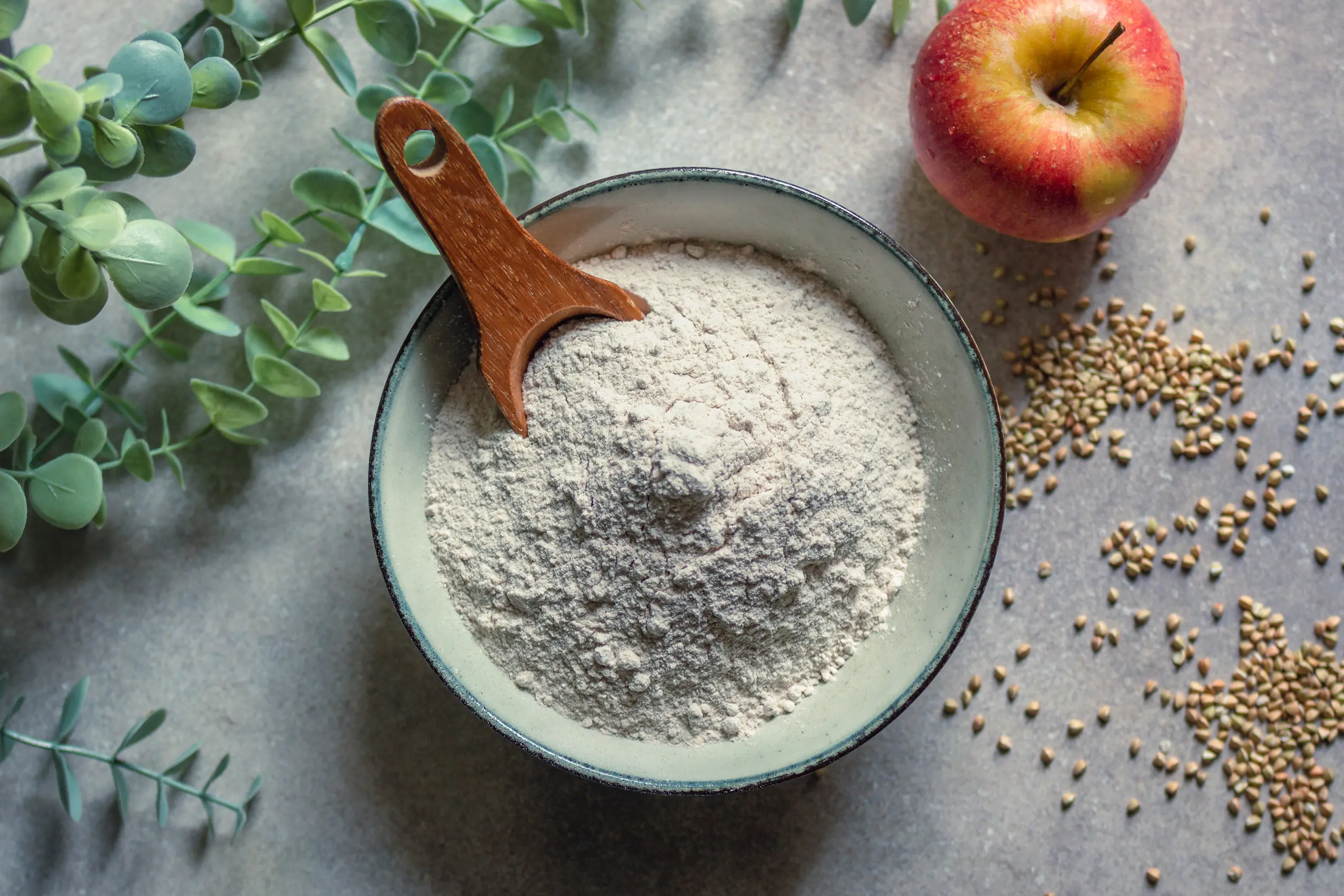 Veganes, glutenfreies Buchweizenmehl