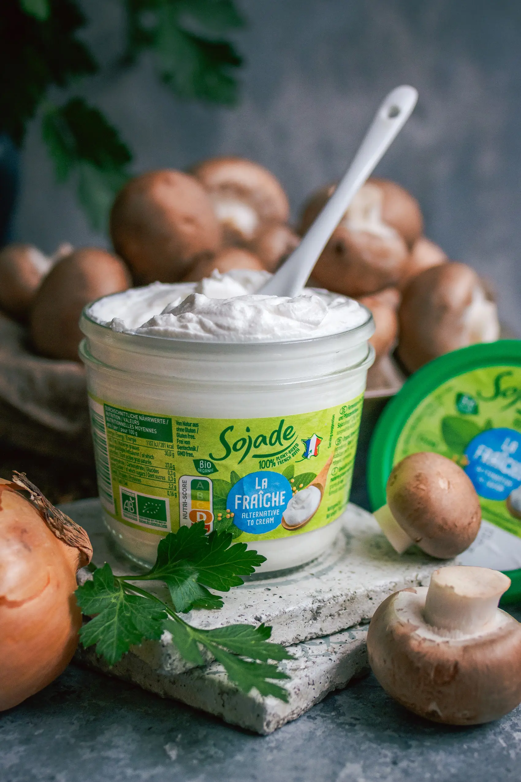 Vegane Alternative zu Crème Fraîche - La Fraîche von Sojade