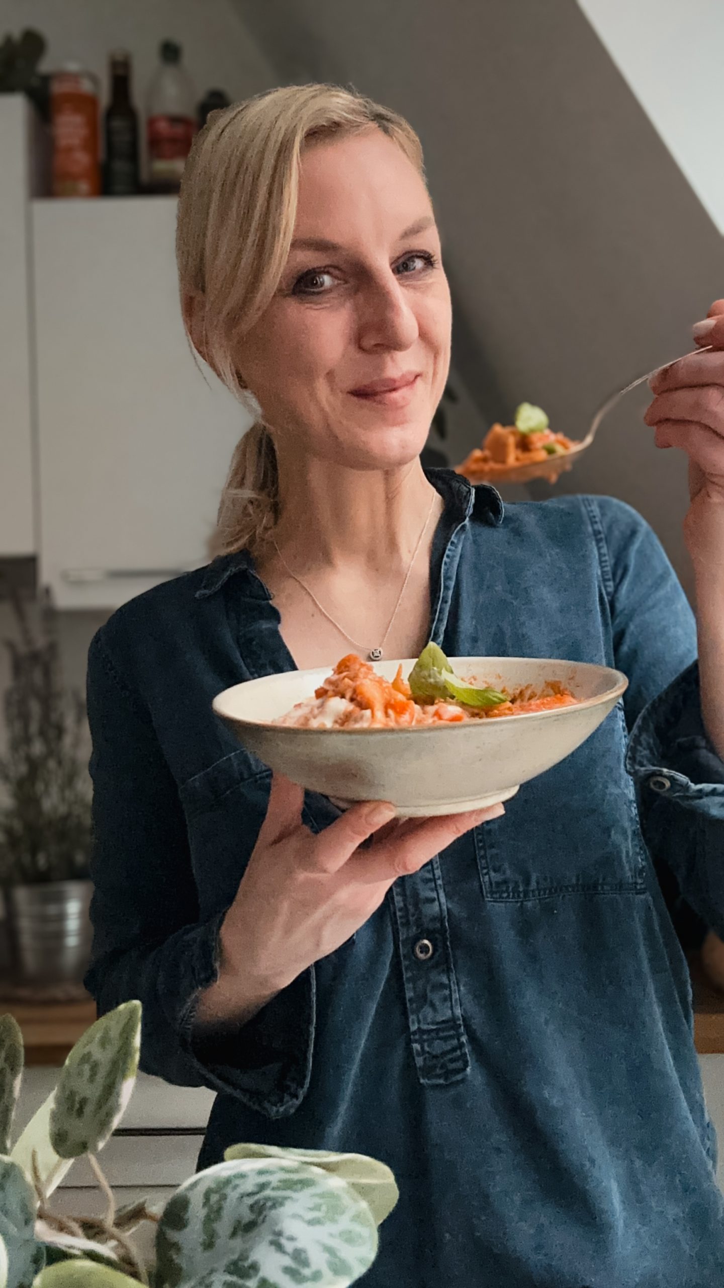 Lea Green - Vegan Köchin, Foodbloggerin, Kochbuchautorin, vegane Lasagne