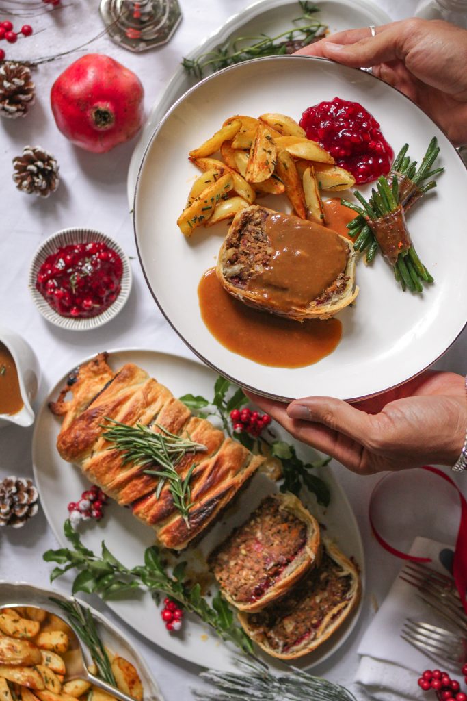 Veganer Linsenbraten im Blätterteigmantel • veggies | vegan