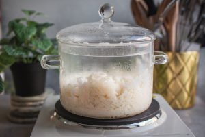 Basmatireis kochen - durchsichtiger Kochtopf