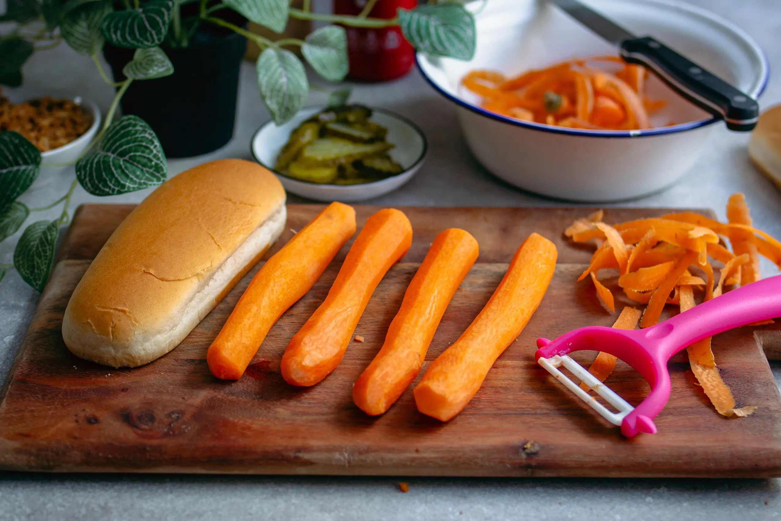 Veganer Karotten Dog