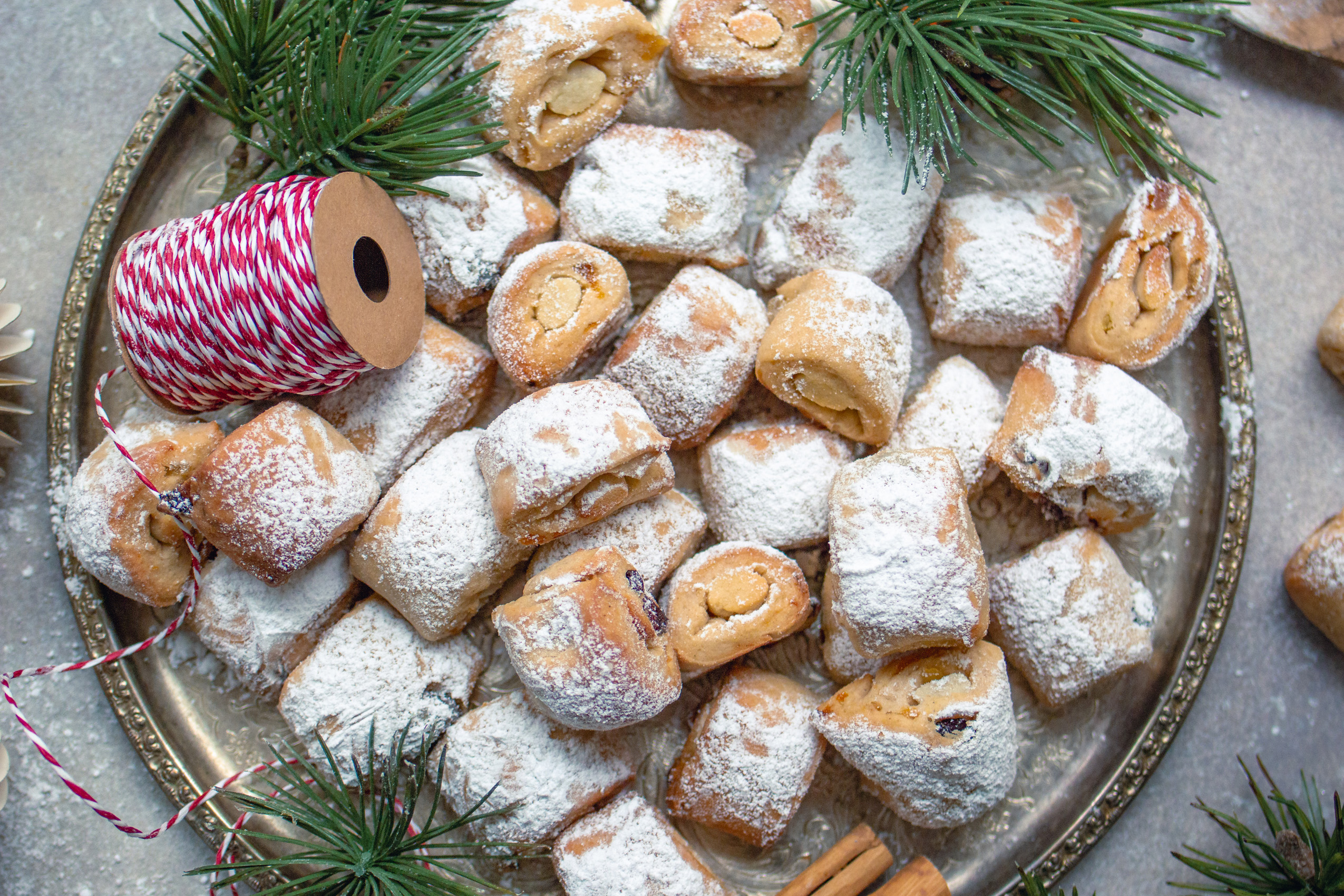 Vegane Mini-Quarkstollen mit Marzipan - Stollenkonfekt selber machen